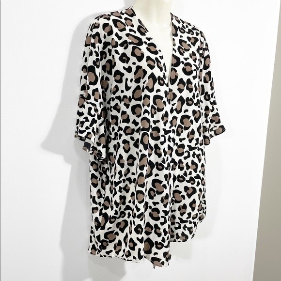 IVORY/BROWN LEOPARD PRINT KIMONO WITH RUFFLE SLEEVE - Picture 5 of 11
